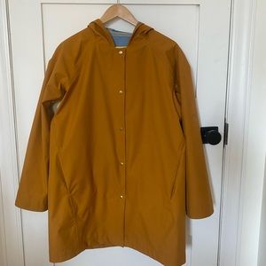 Fairechild Women’s Raincoat Sz Small